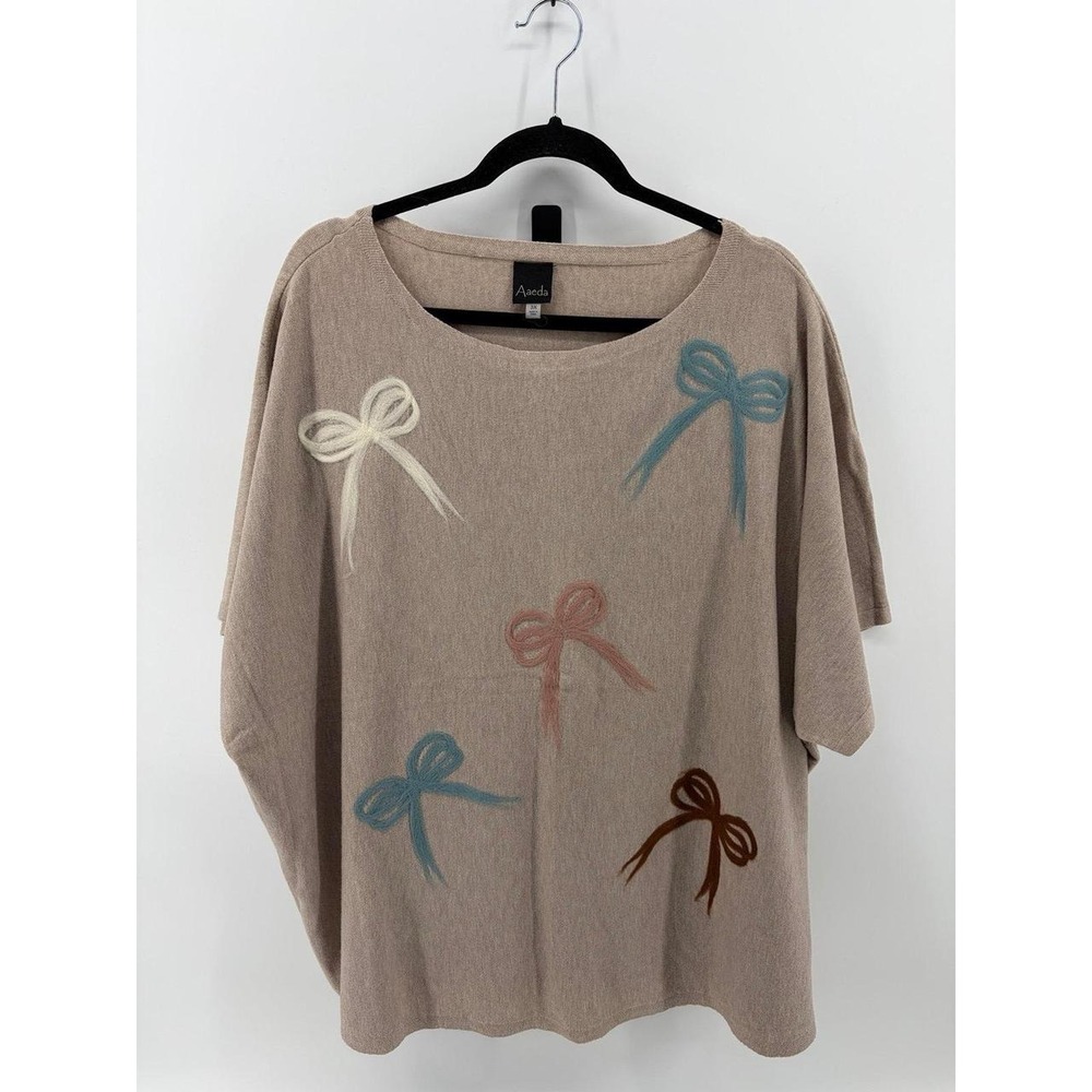 Aaeda Sweater, Light Tan Felted Bows SS Boxy Fit Lightweight, Size 3x, NWOT